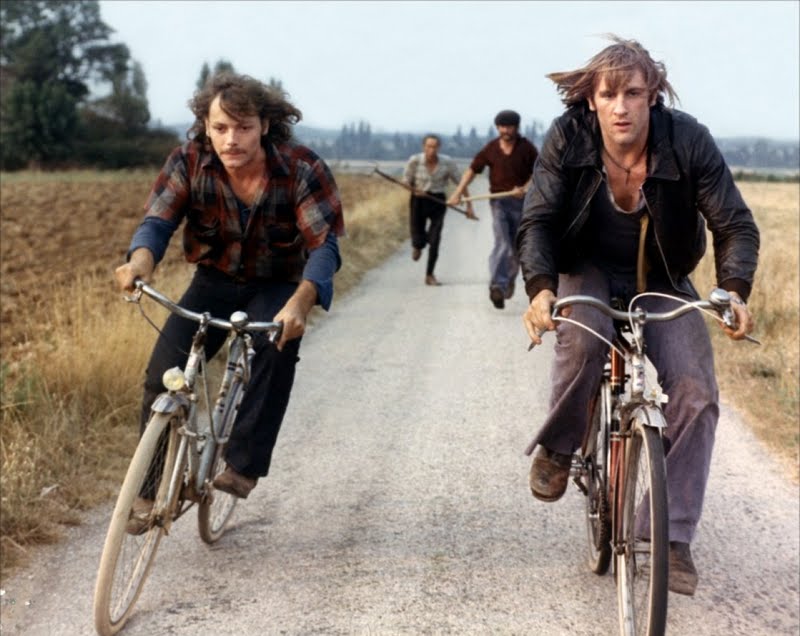 DDF28F26-D4EC-4B5F-82A0-EDC51B0004EF